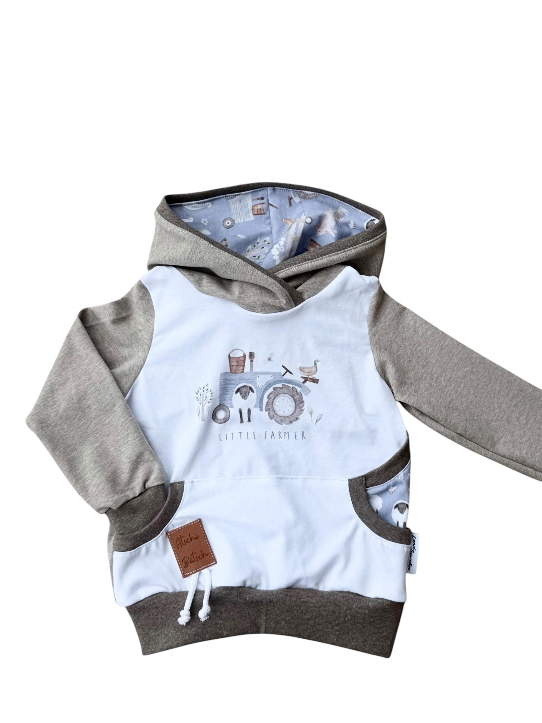 Kinder Hoodie Bauernhof „Kleine Hofhelden“ – gemütlicher Kapuzenpullover mit Traktor & Tieren